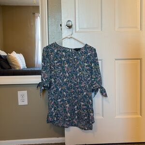 Banana Republic Floral Top with Sleeve Details